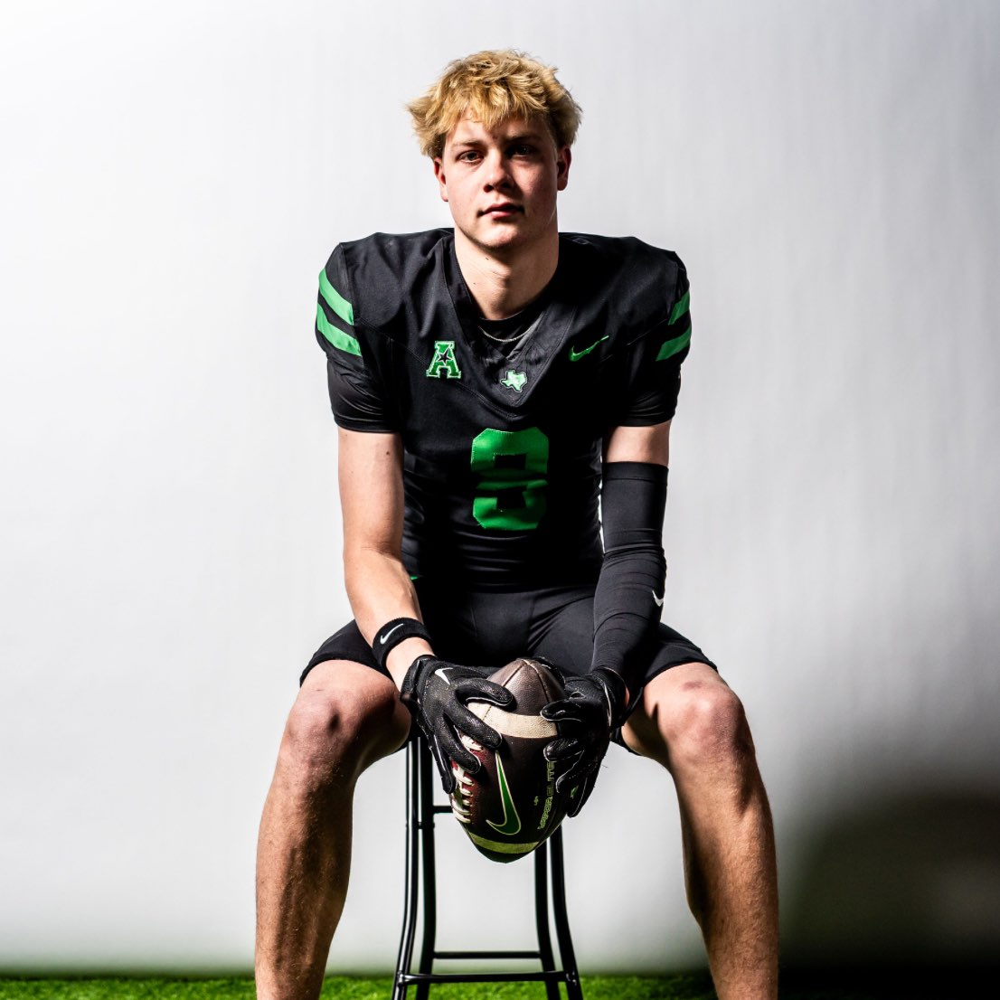 Eli Nikolas athlete profile head shot