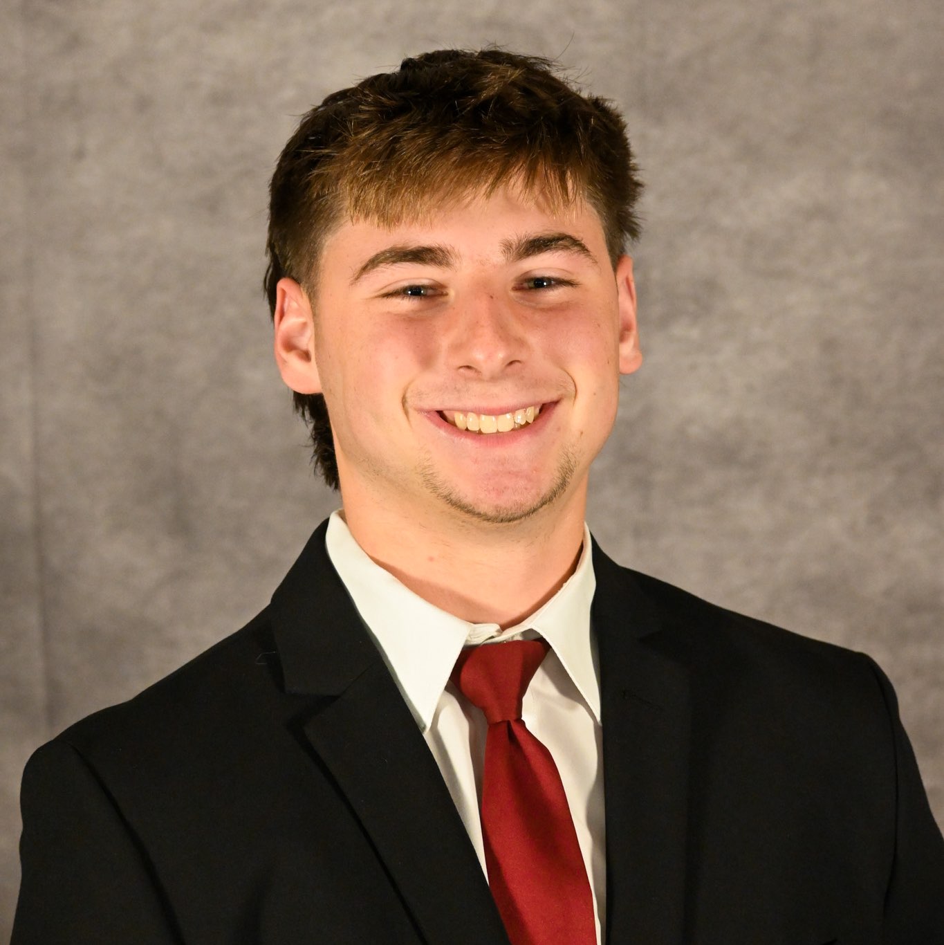 Malakai Lewis athlete profile head shot