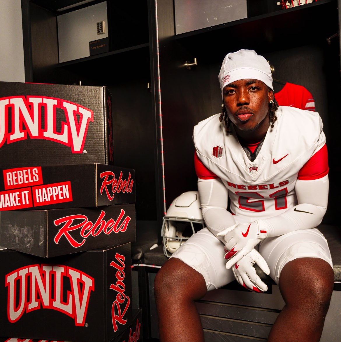 Ronnell Hewitt athlete profile head shot