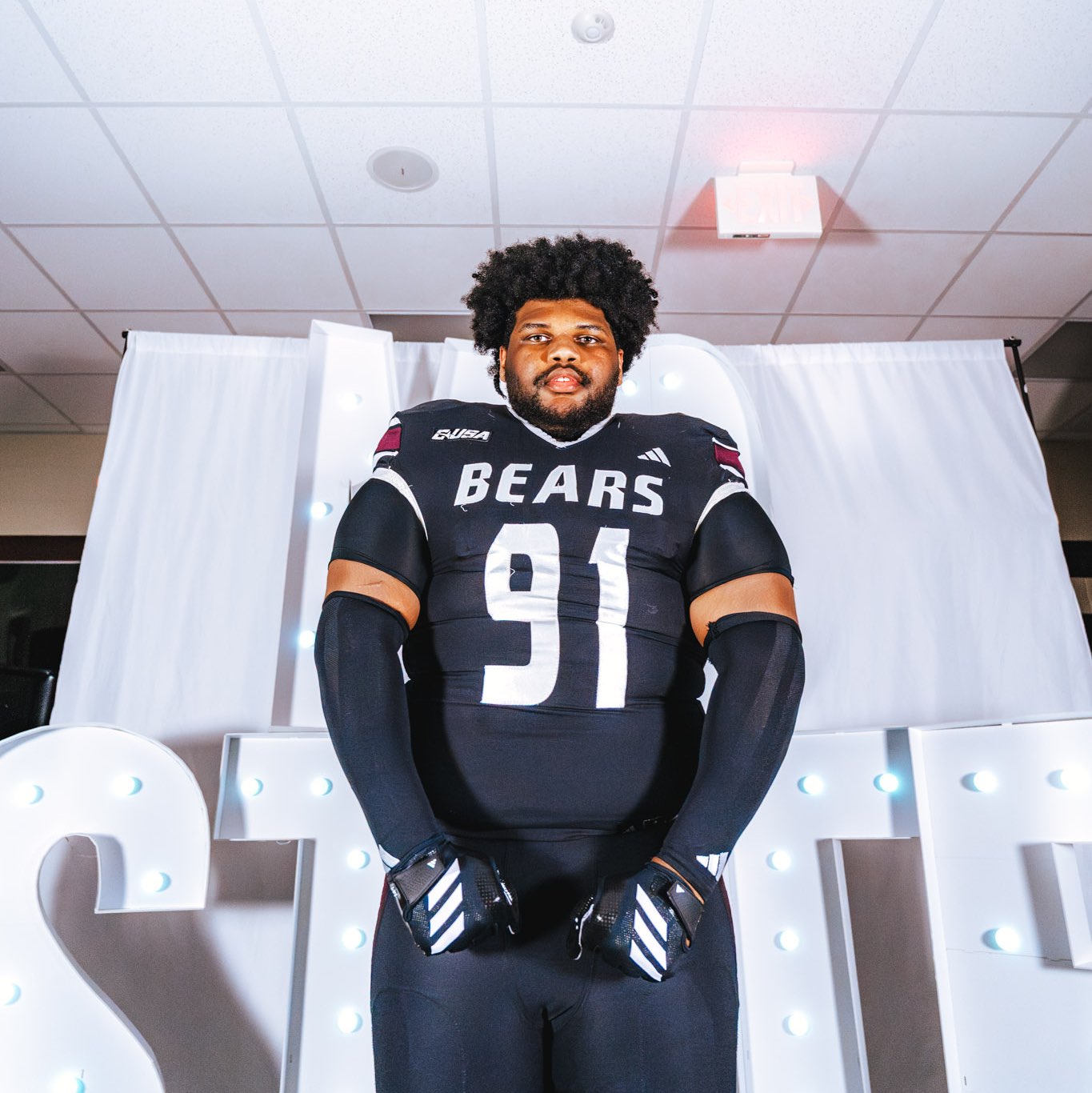 Joshua Davis athlete profile head shot