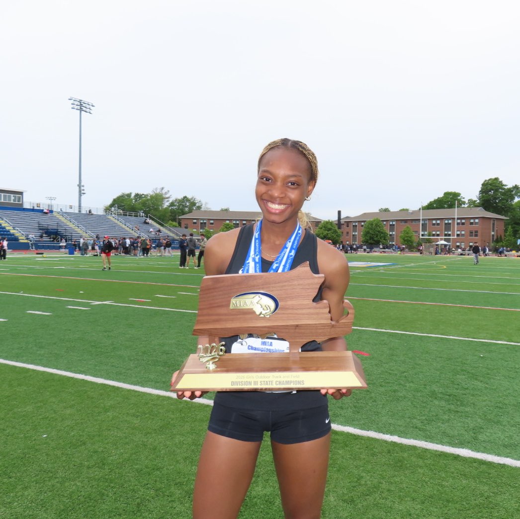 Chloe Dubuisson athlete profile head shot