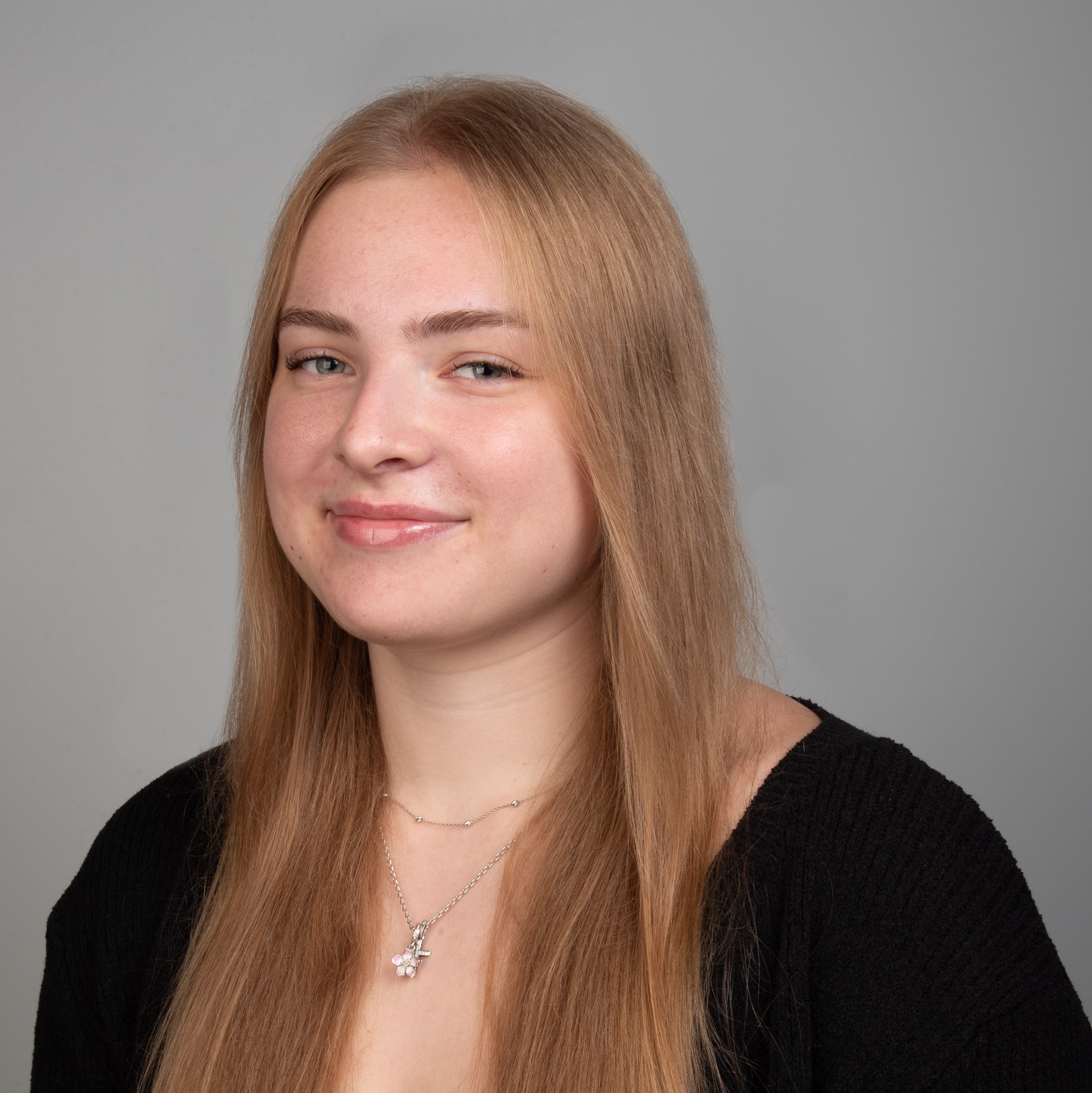 Daria Shishkina athlete profile head shot