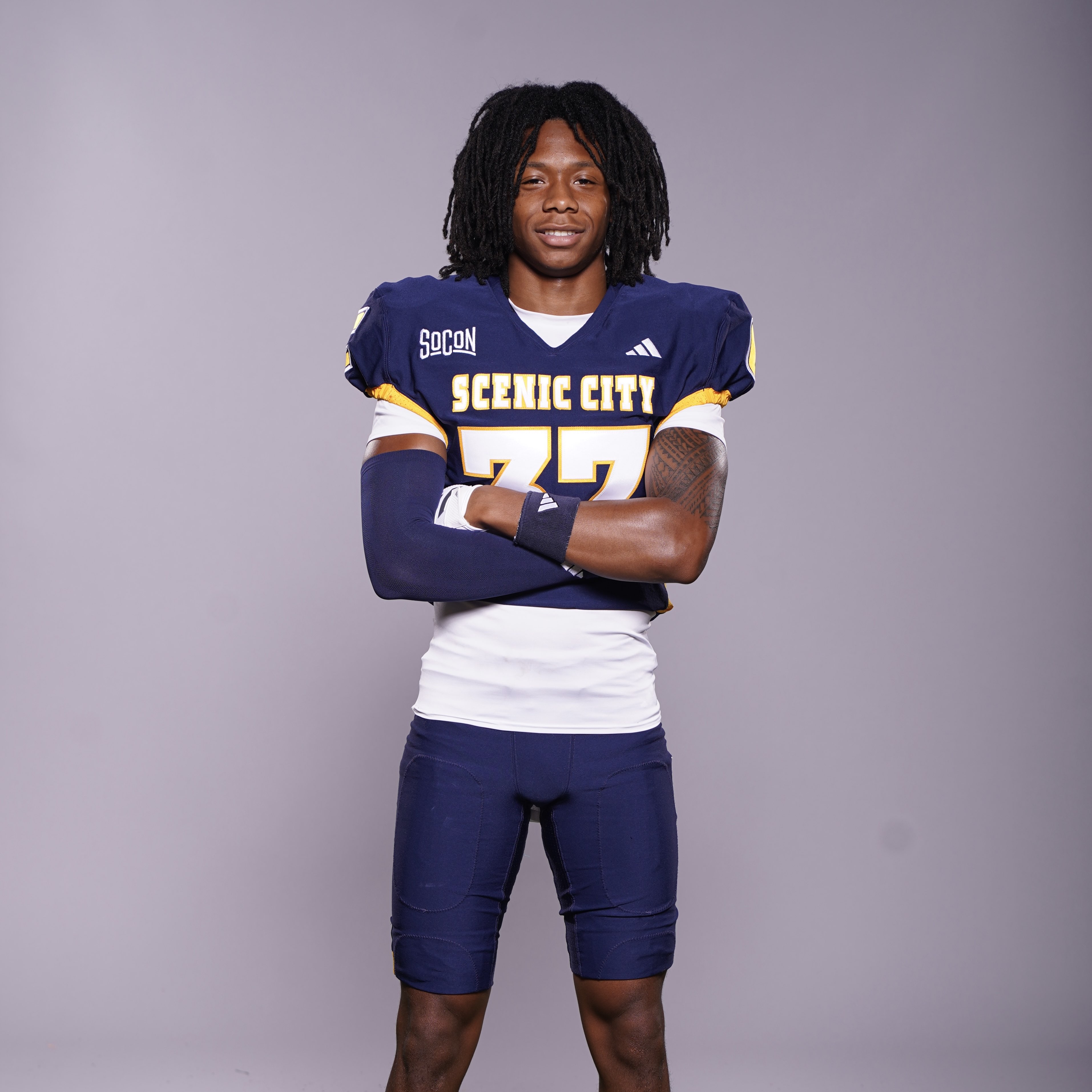 Alandias Thomas athlete profile head shot