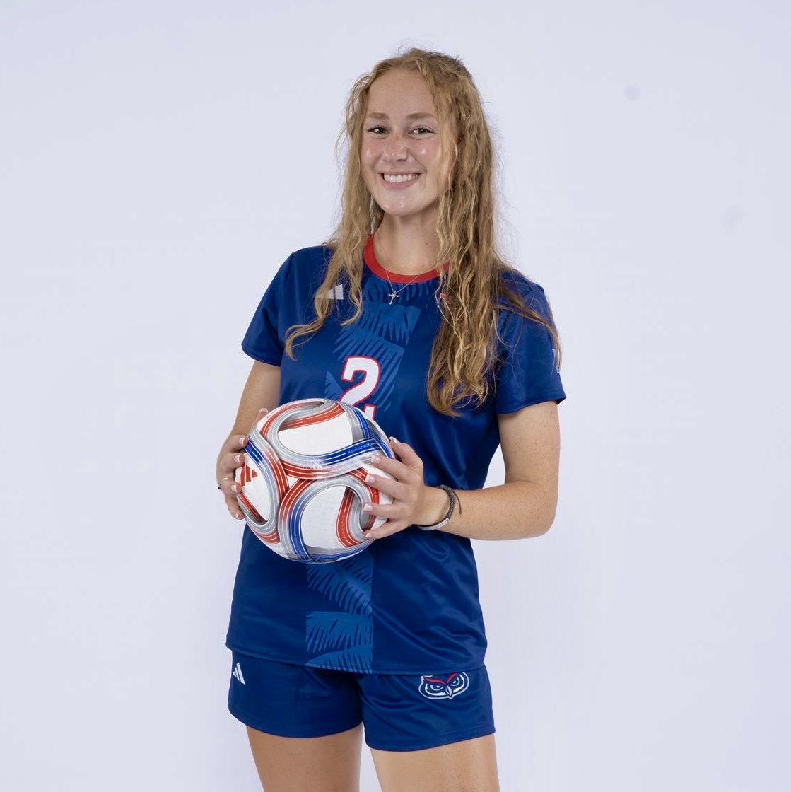 Georgia Cousins athlete profile head shot