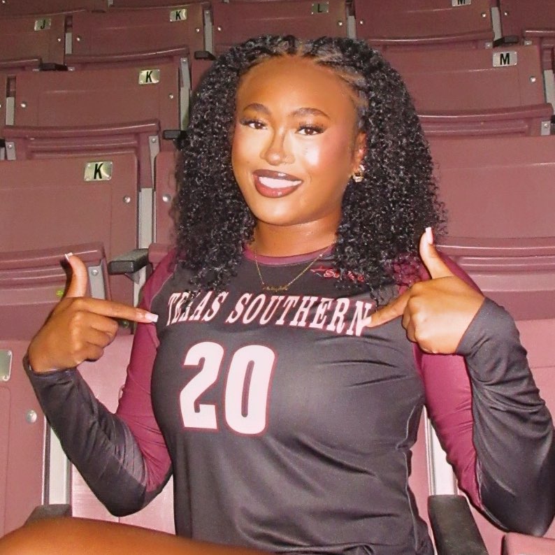 Aaliyah Brown athlete profile head shot