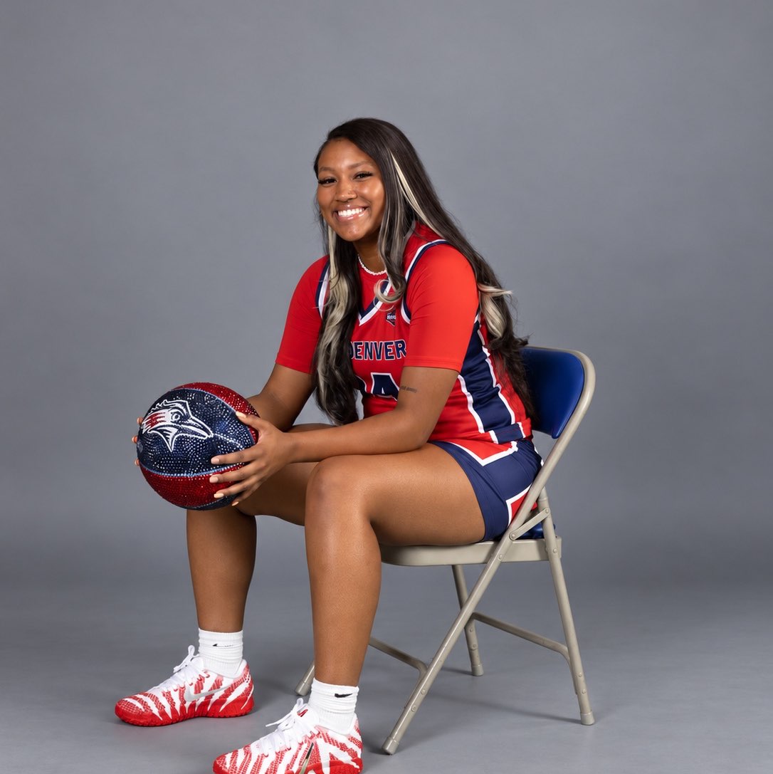 Gianna Whiteside athlete profile head shot