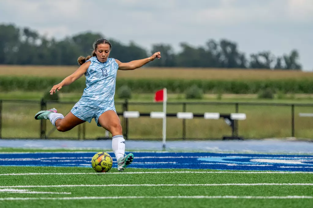 Hannah Hint athlete profile head shot