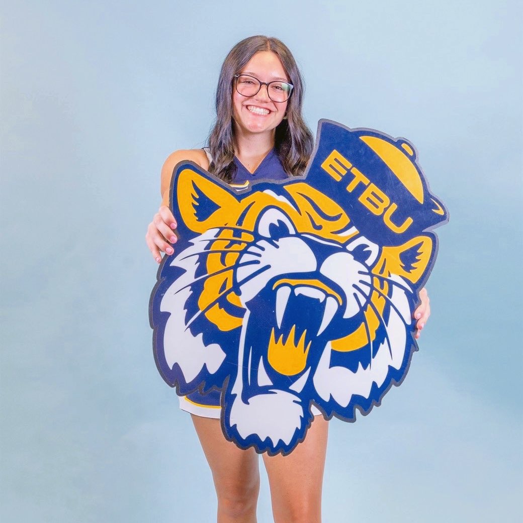 Kattlin Akers athlete profile head shot