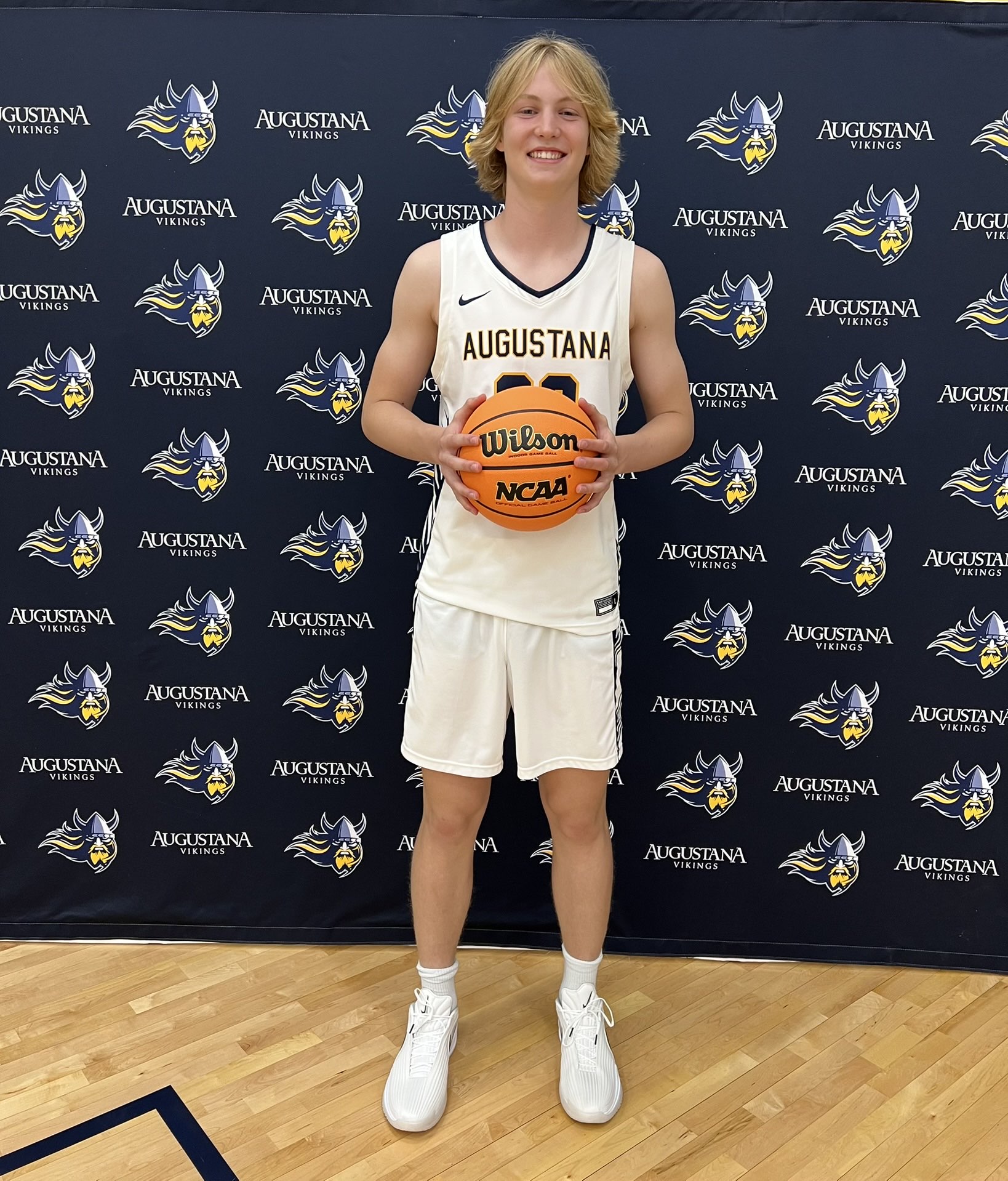 Sam DeGroot athlete profile head shot
