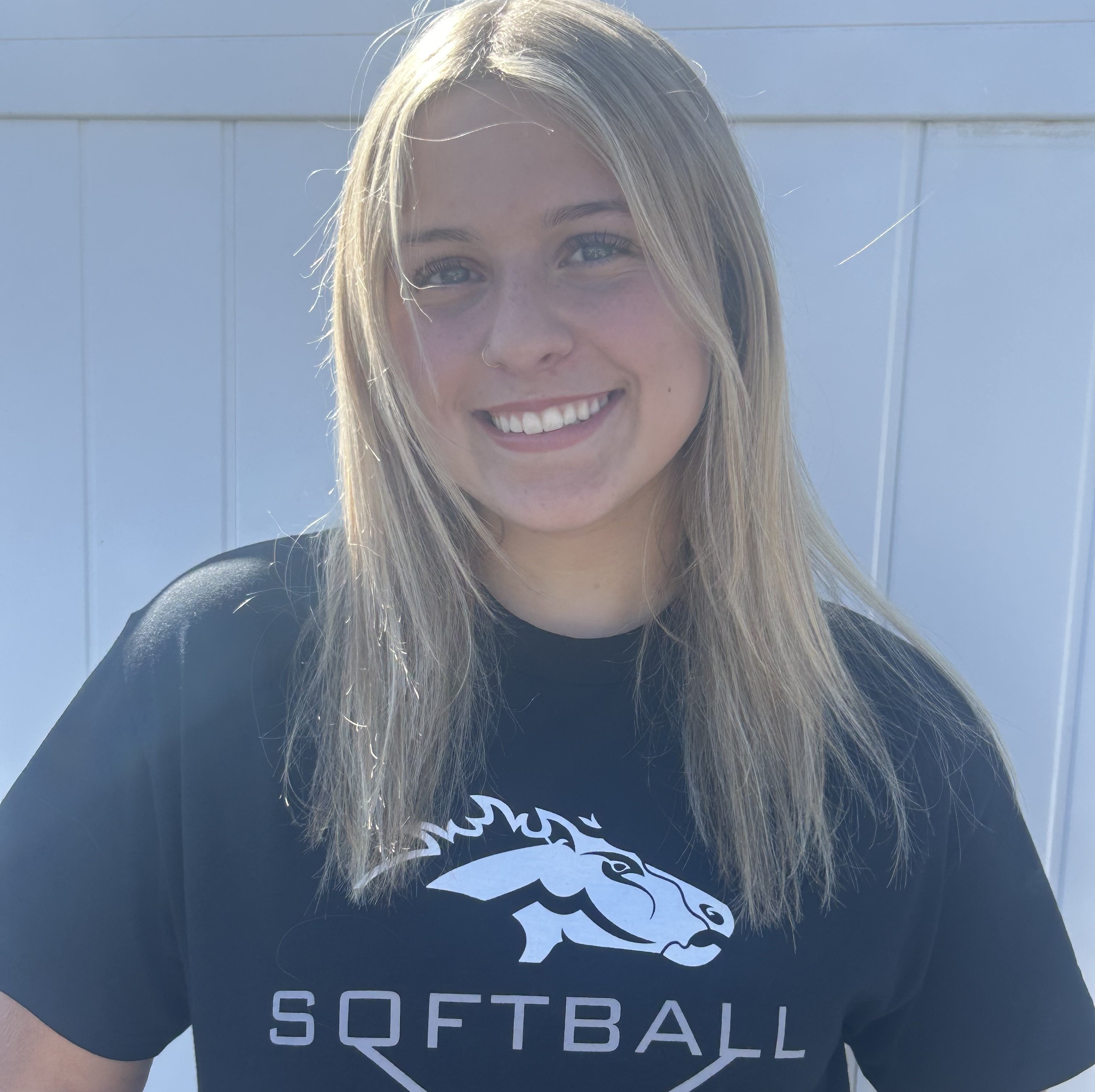 Lily Delperdang athlete profile head shot