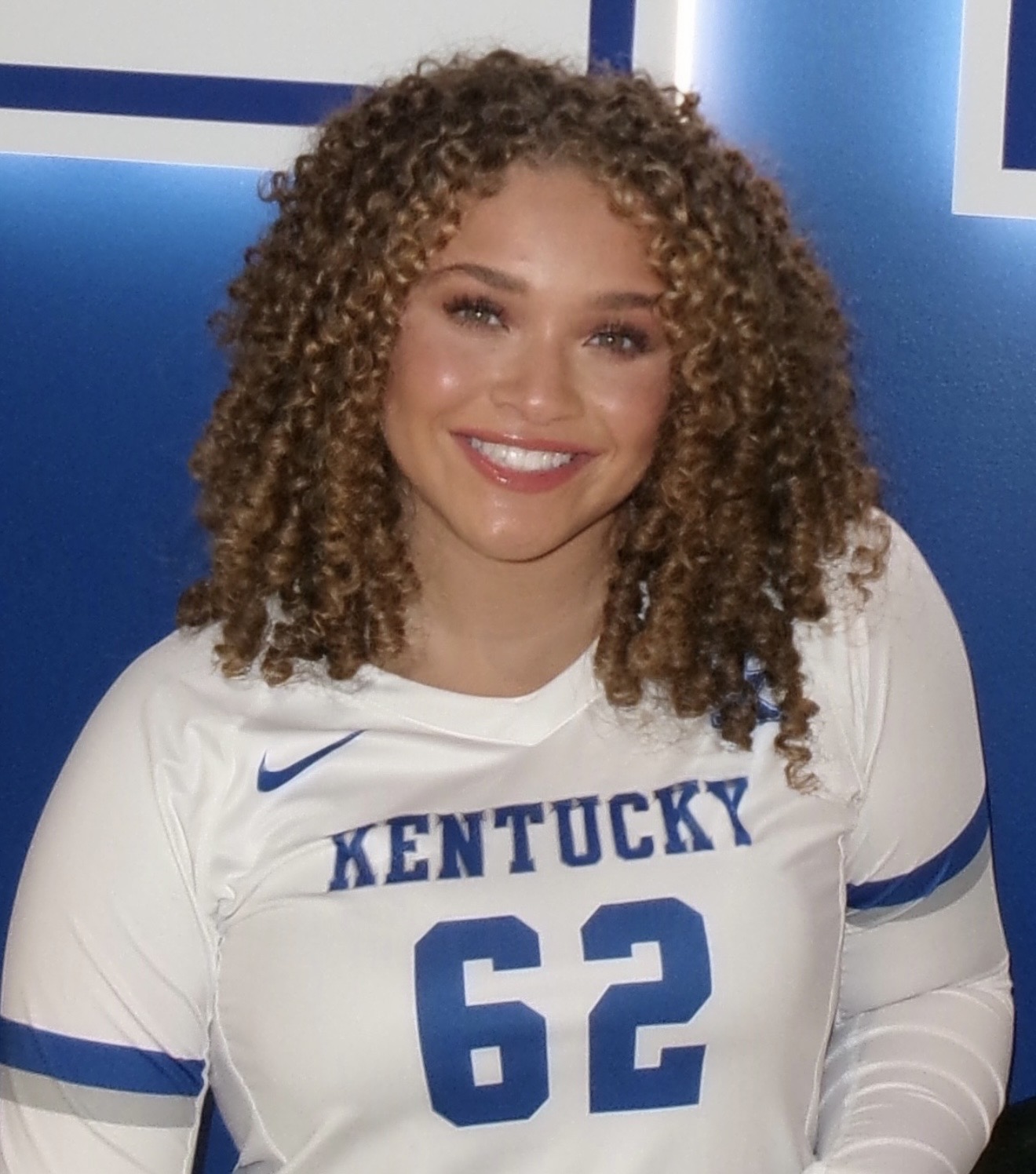 Jaylei Davis athlete profile head shot