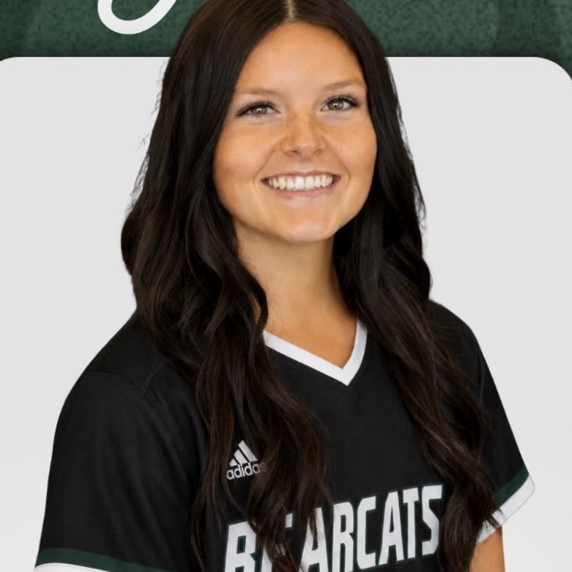 Belle Akins athlete profile head shot
