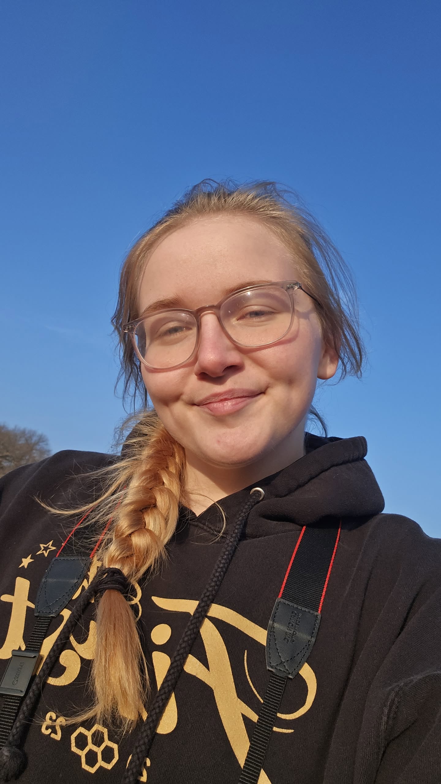 Lyndsee Young athlete profile head shot