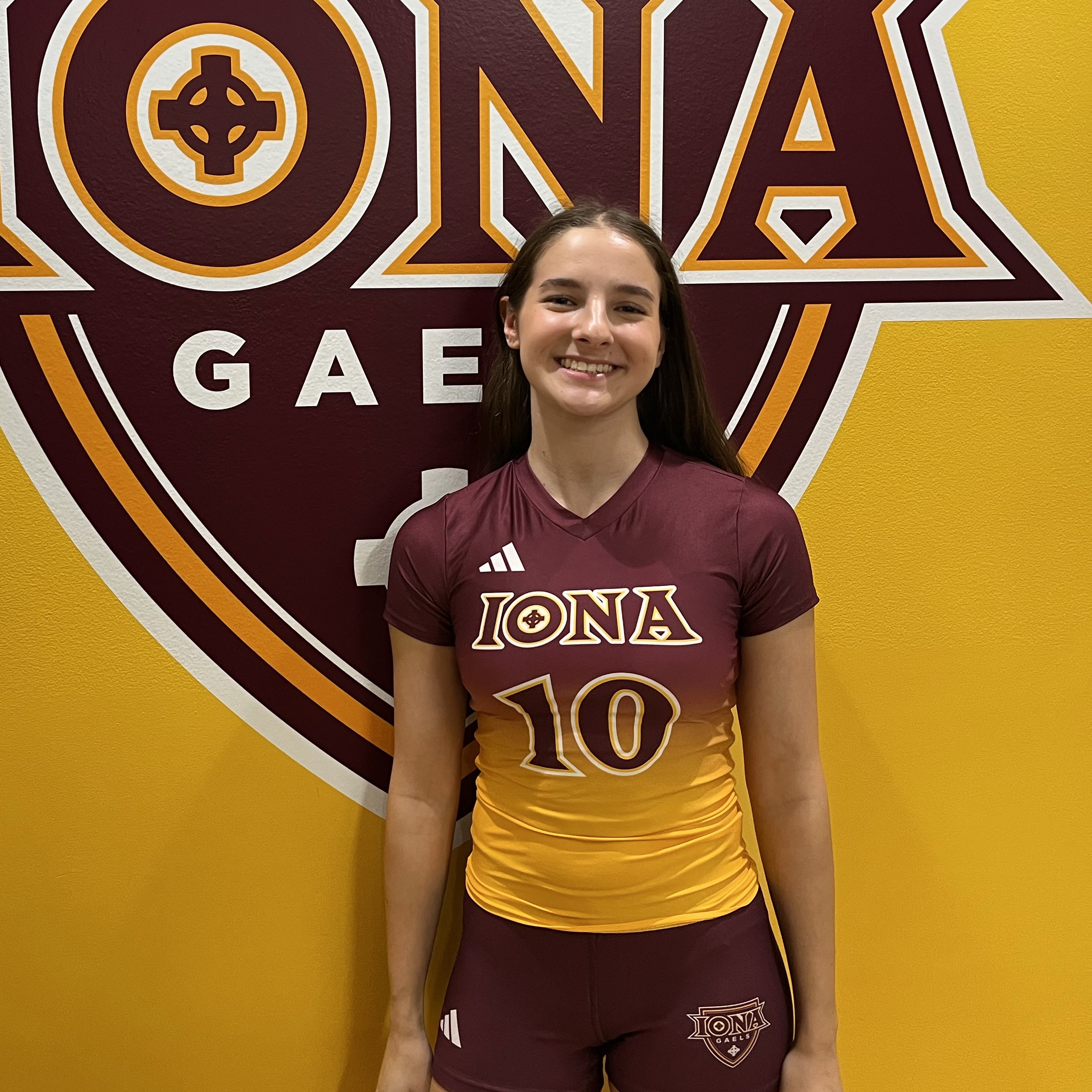 Rachel Gardner athlete profile head shot