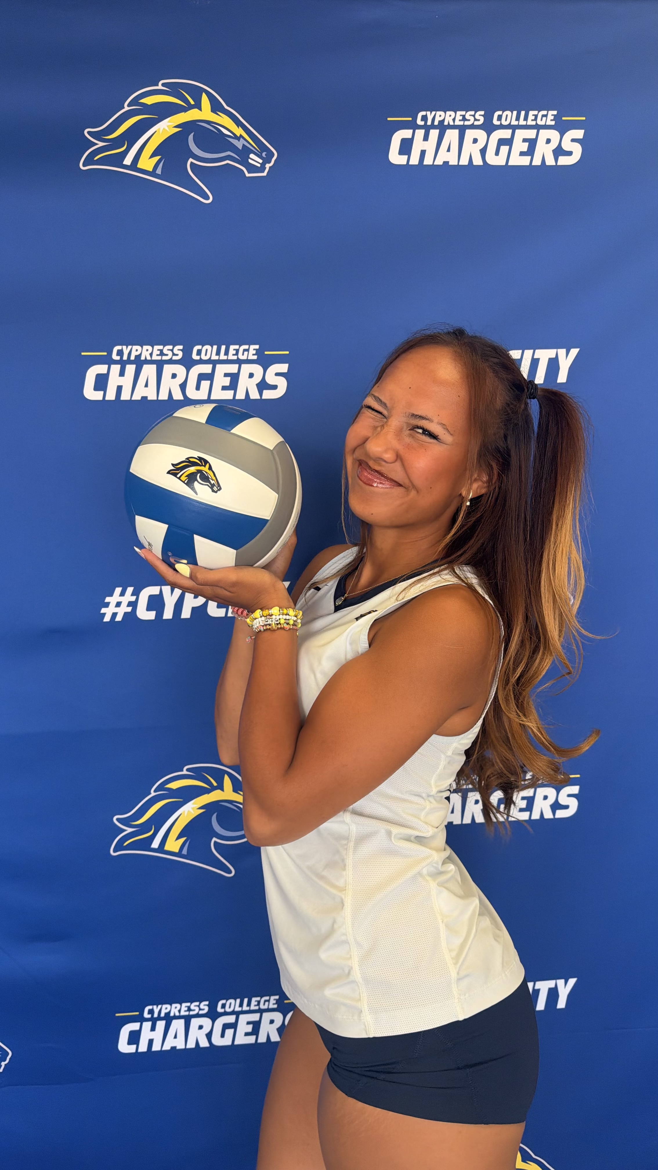 Sianelei Purcell athlete profile head shot