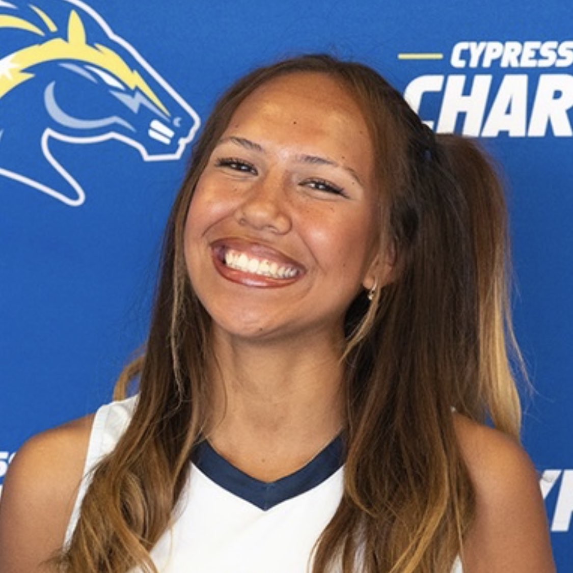 Sianelei Purcell athlete profile head shot