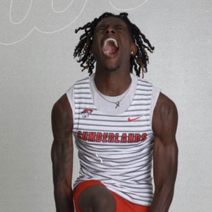 Tavon Davis athlete profile head shot