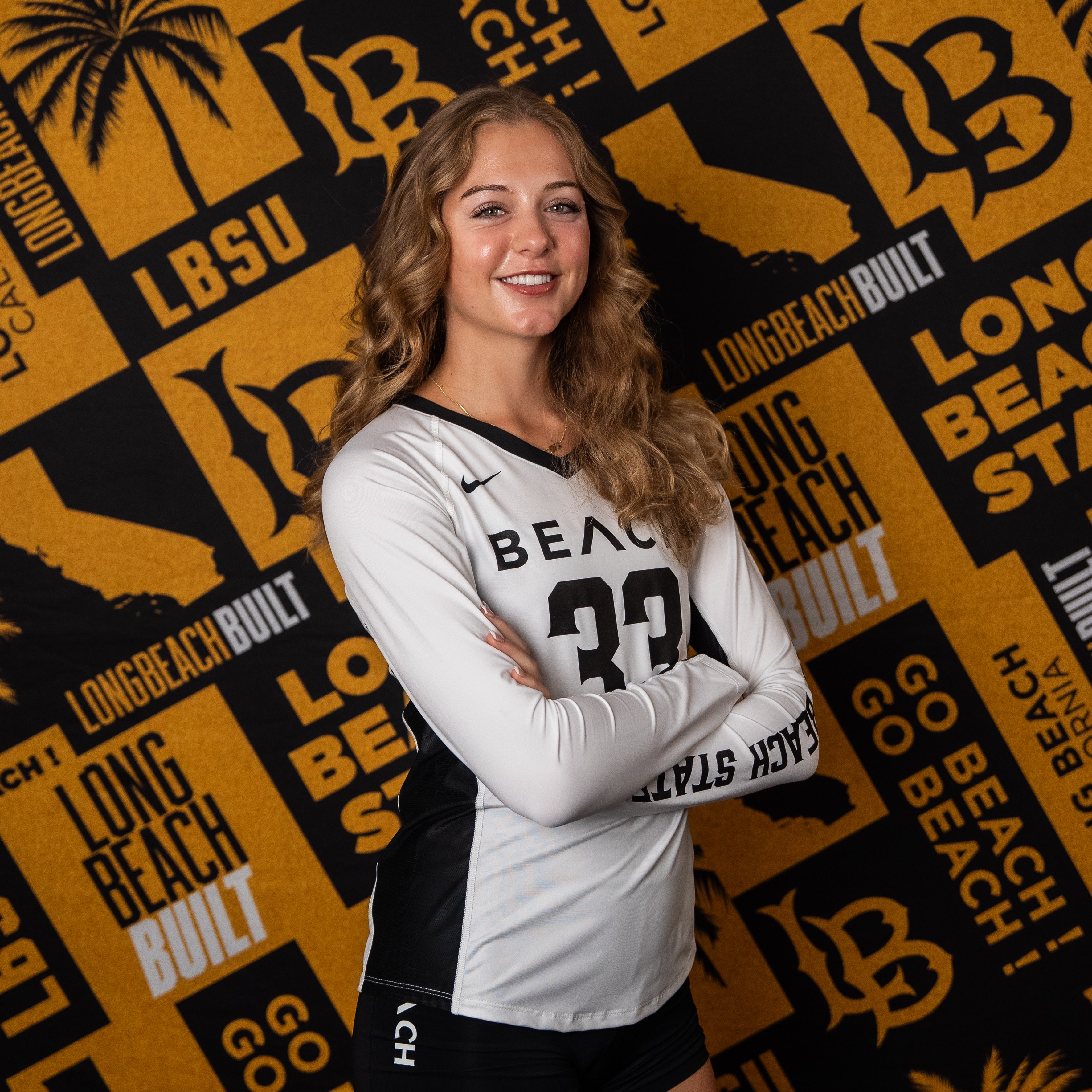 Mia Halsey athlete profile head shot