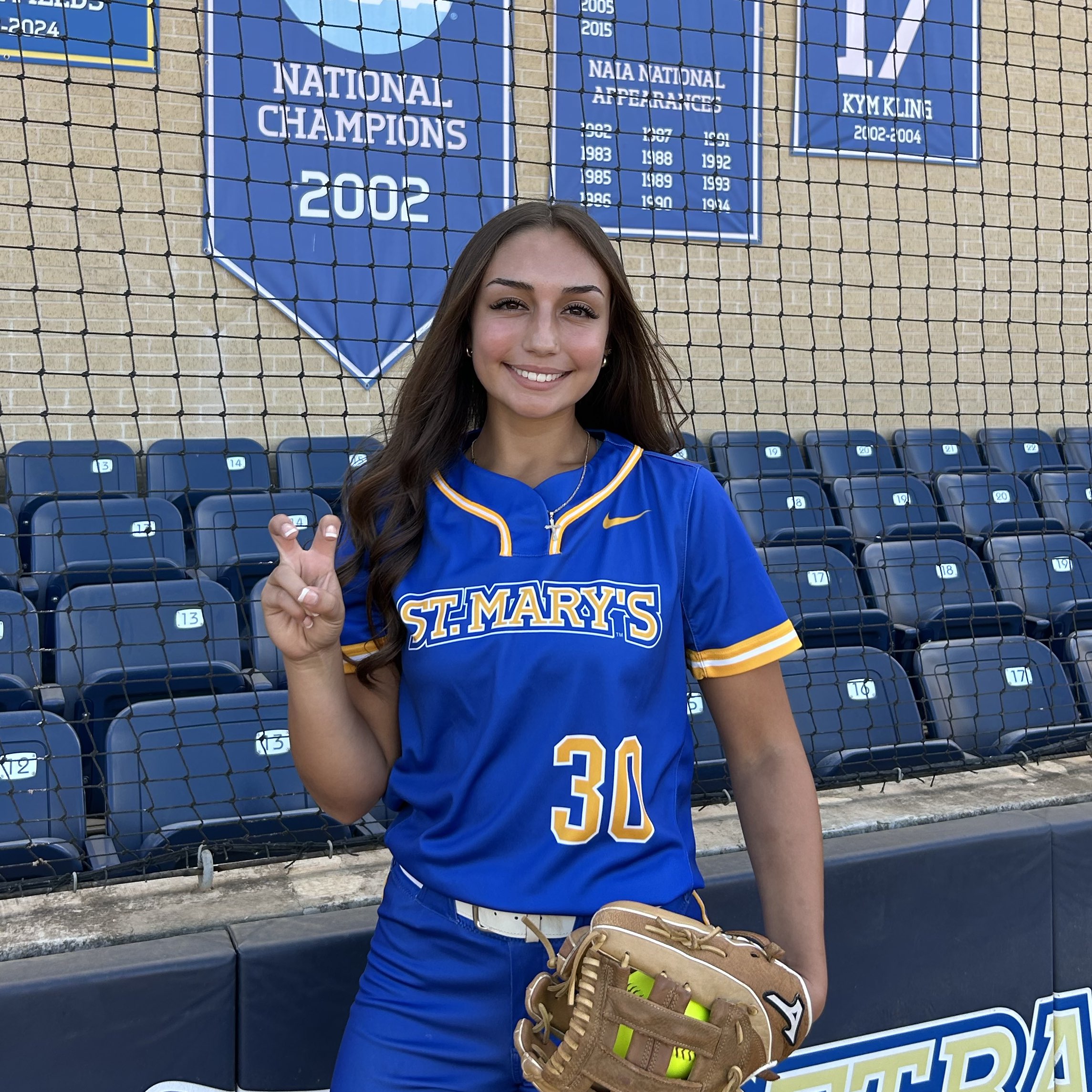 Daisy Pallares athlete profile head shot