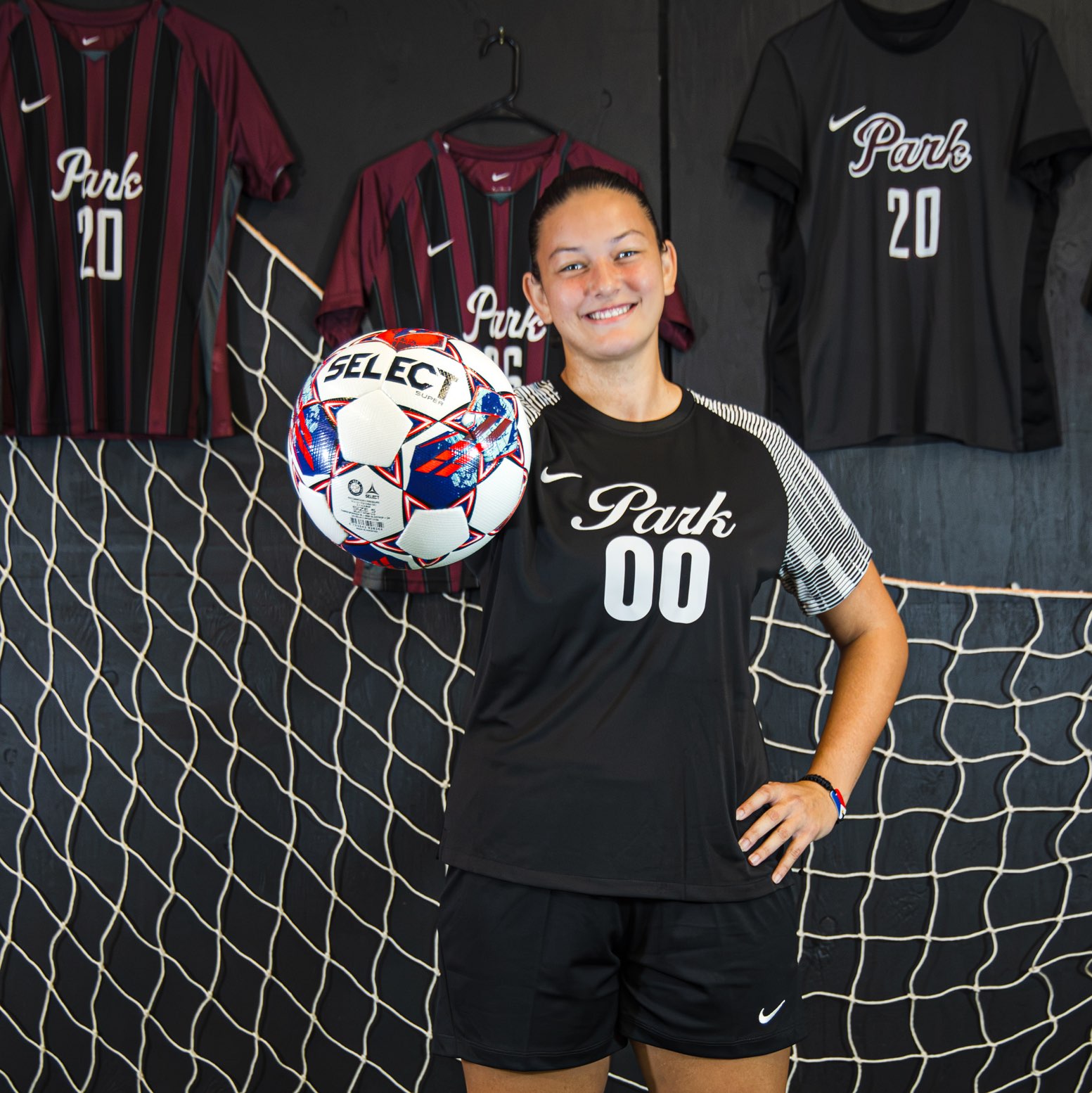 Ava Henry athlete profile head shot