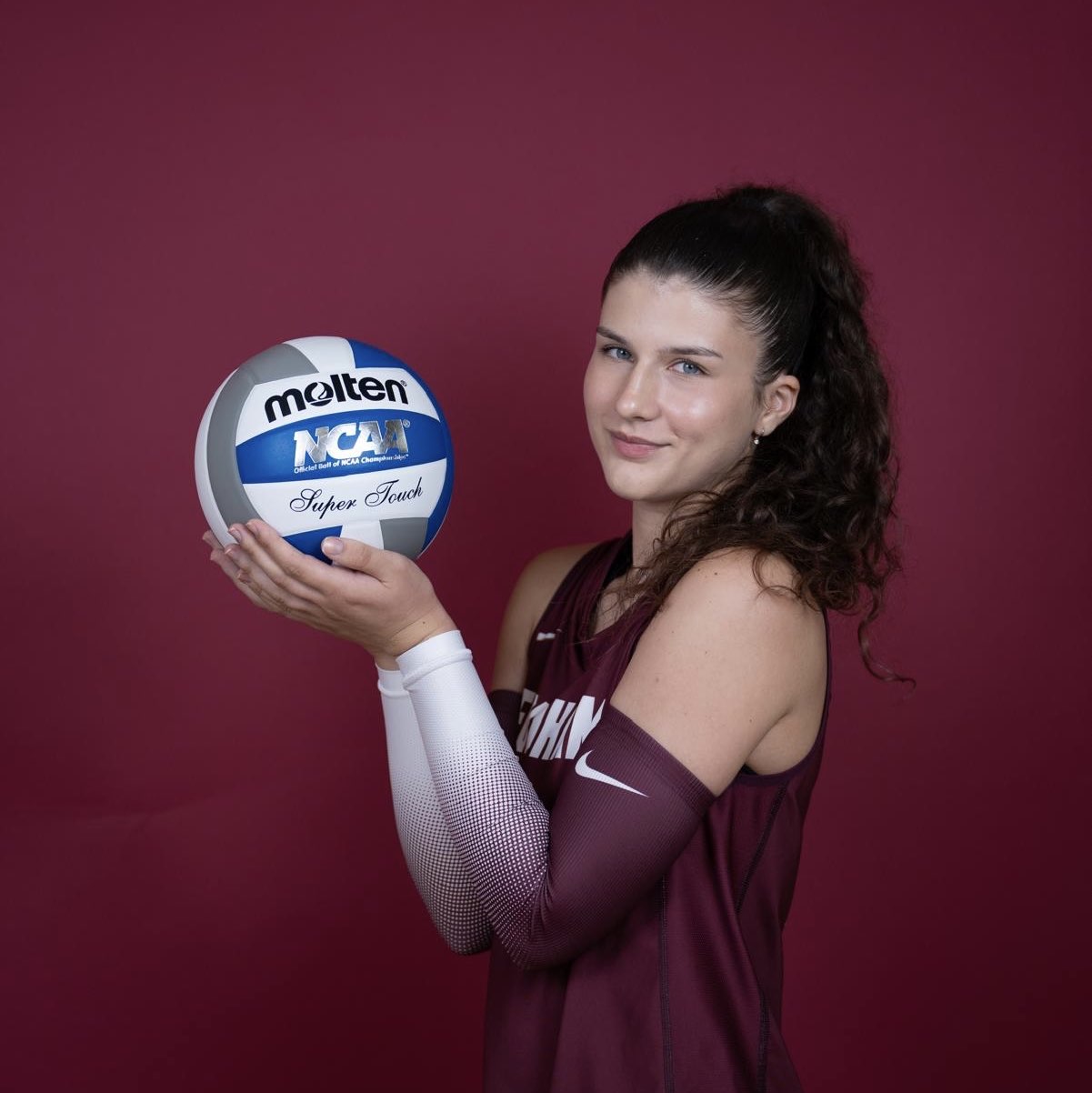 Andrea Stanojevic athlete profile head shot