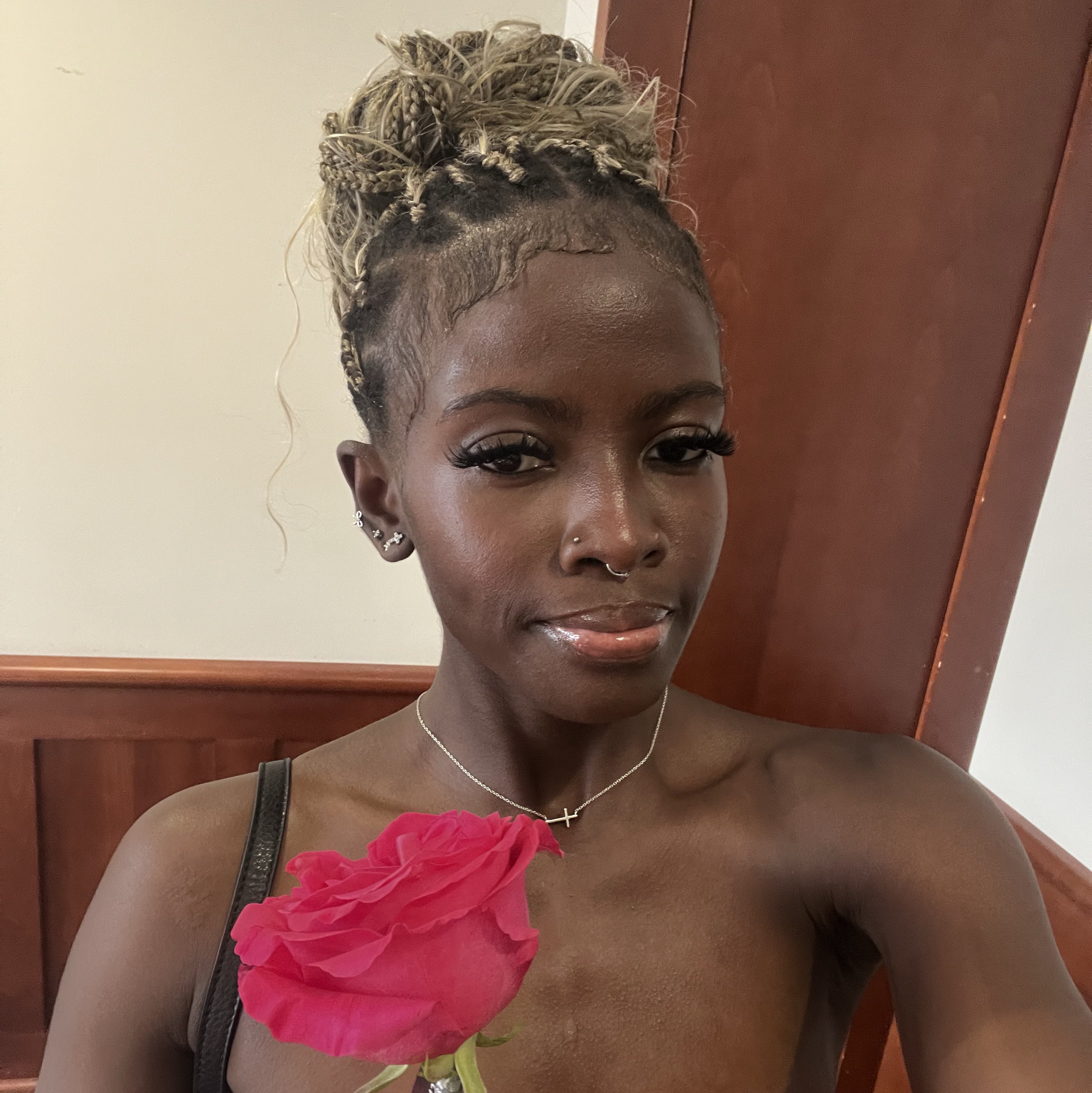 Leona Agyemang athlete profile head shot