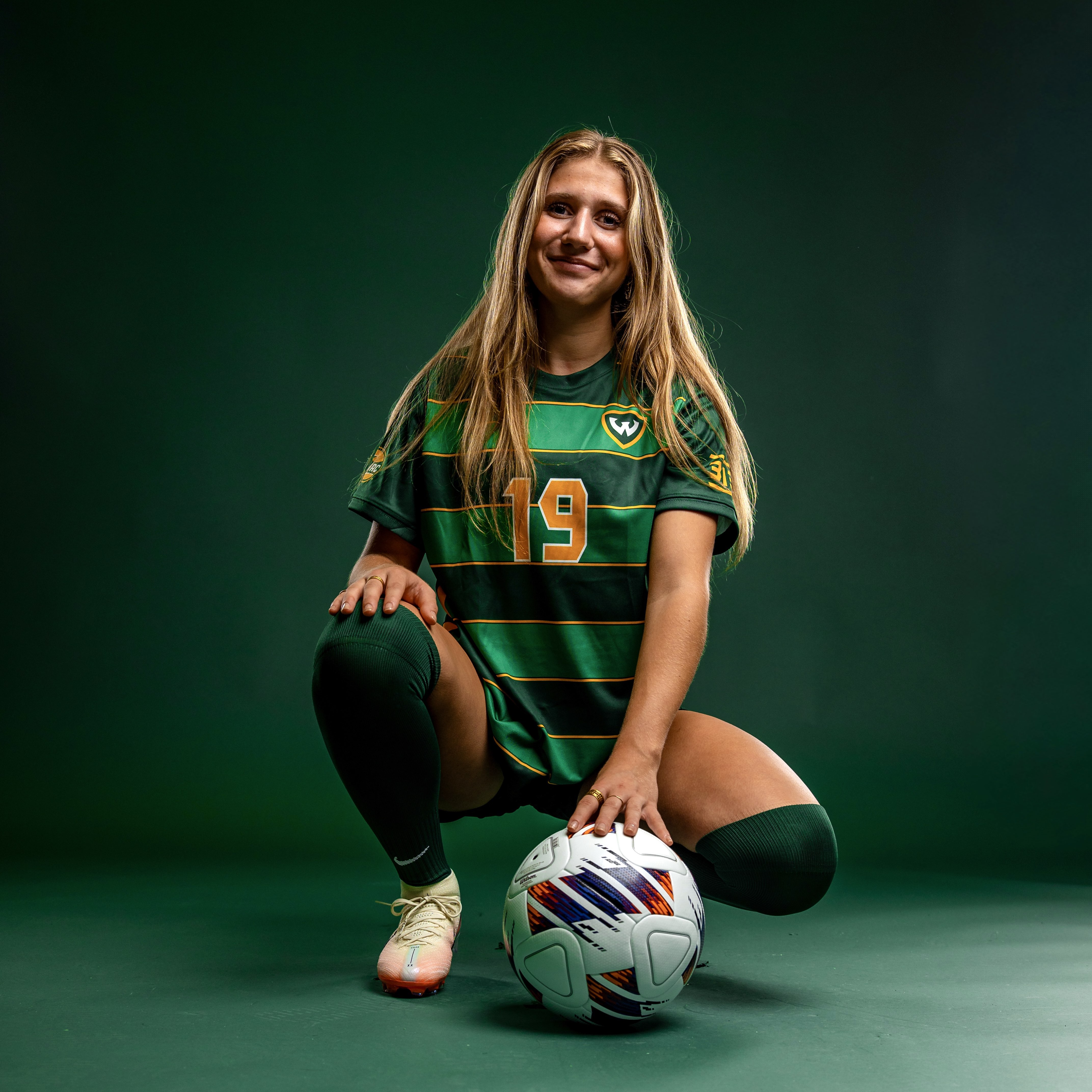 Samantha Powers athlete profile head shot