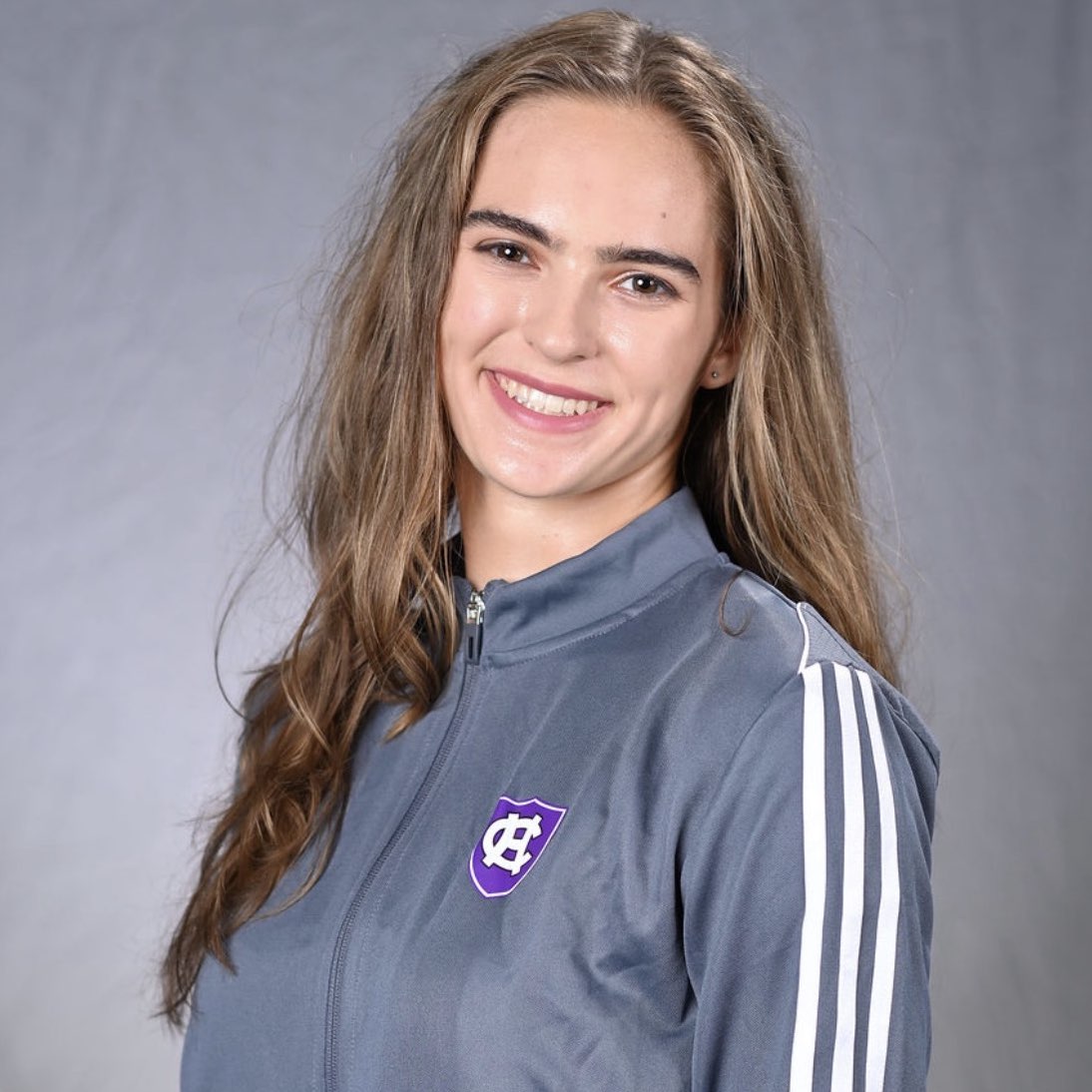 Mia Kropewnicki athlete profile head shot