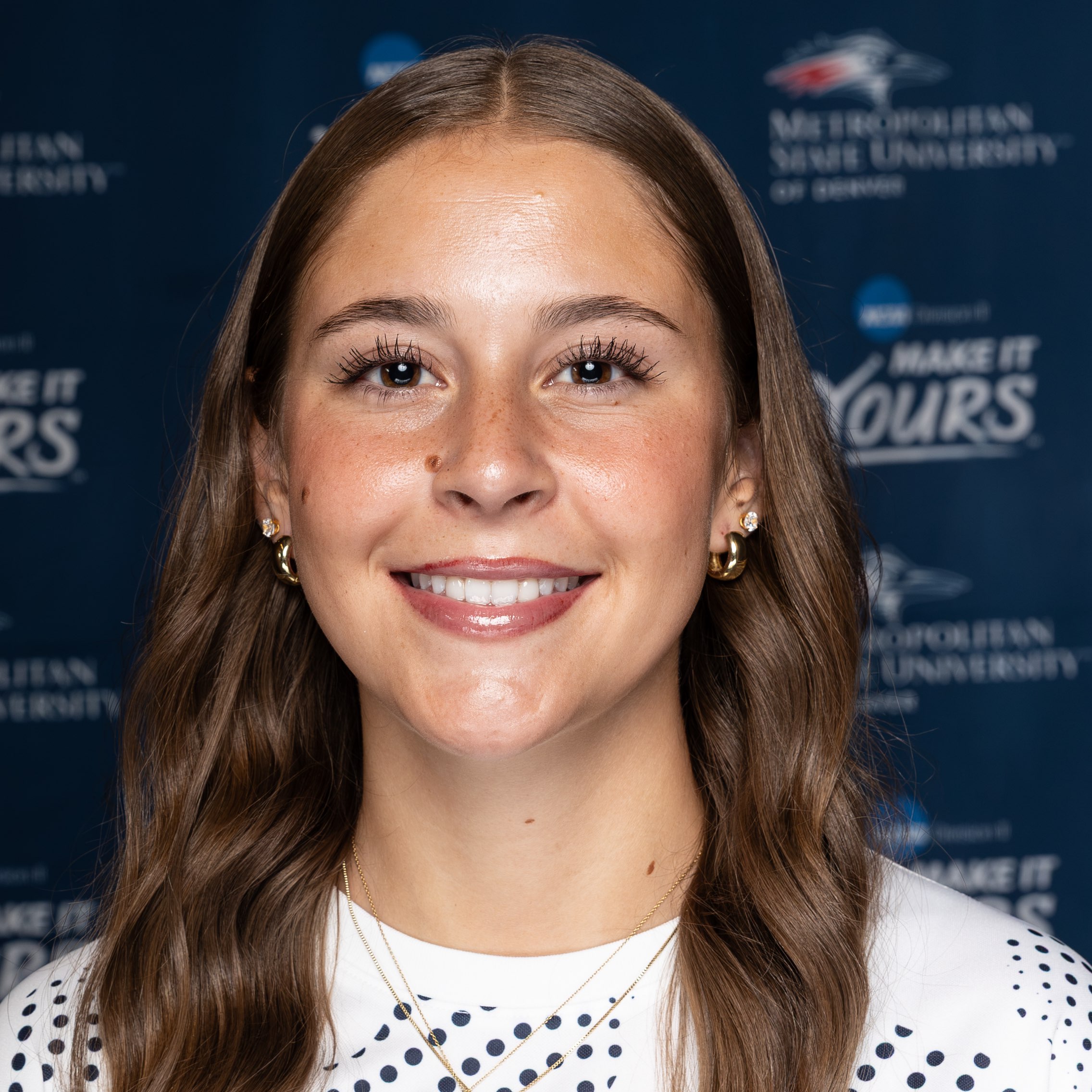 Alea Dukes athlete profile head shot