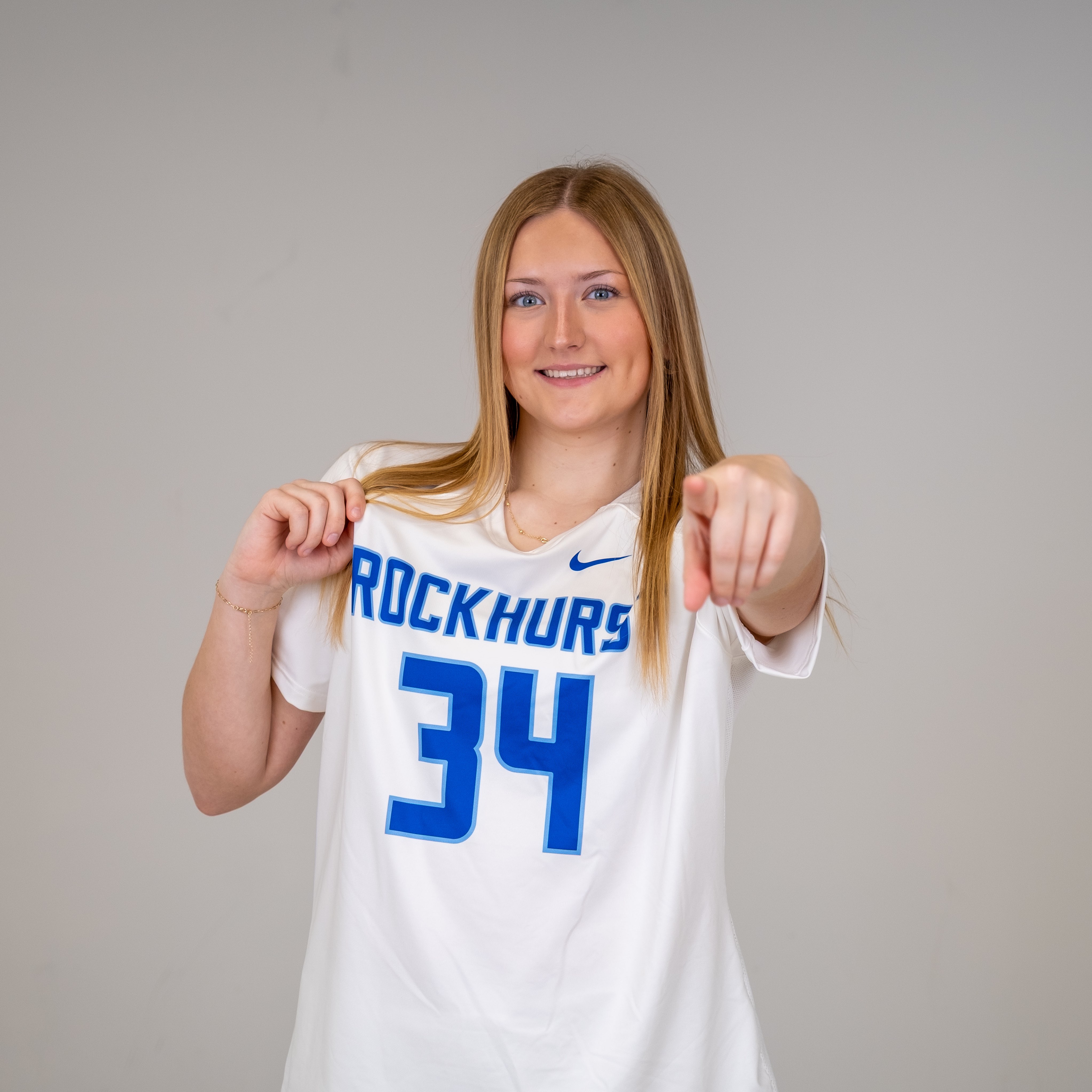 Mia Sondrol athlete profile head shot