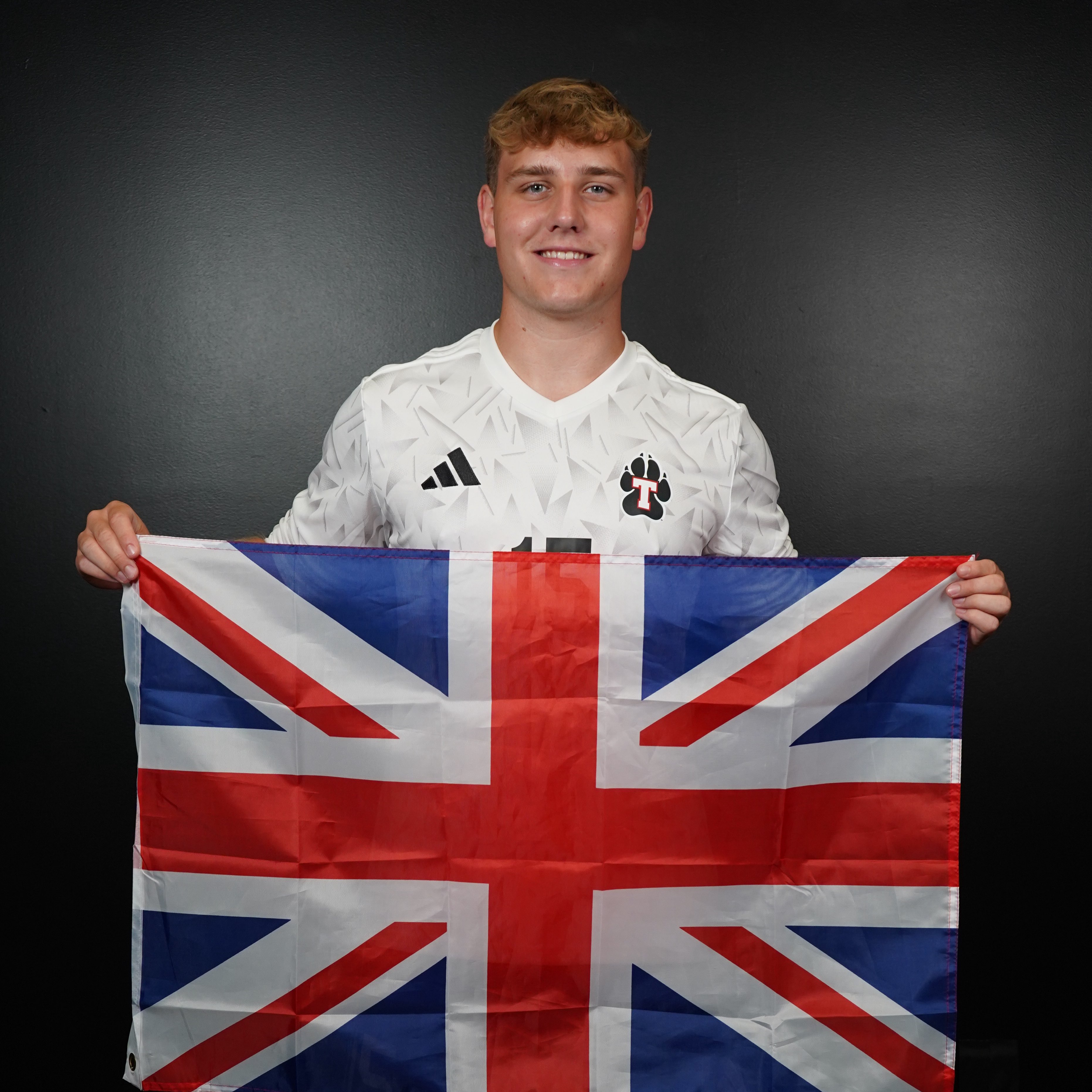 William Saunders athlete profile head shot