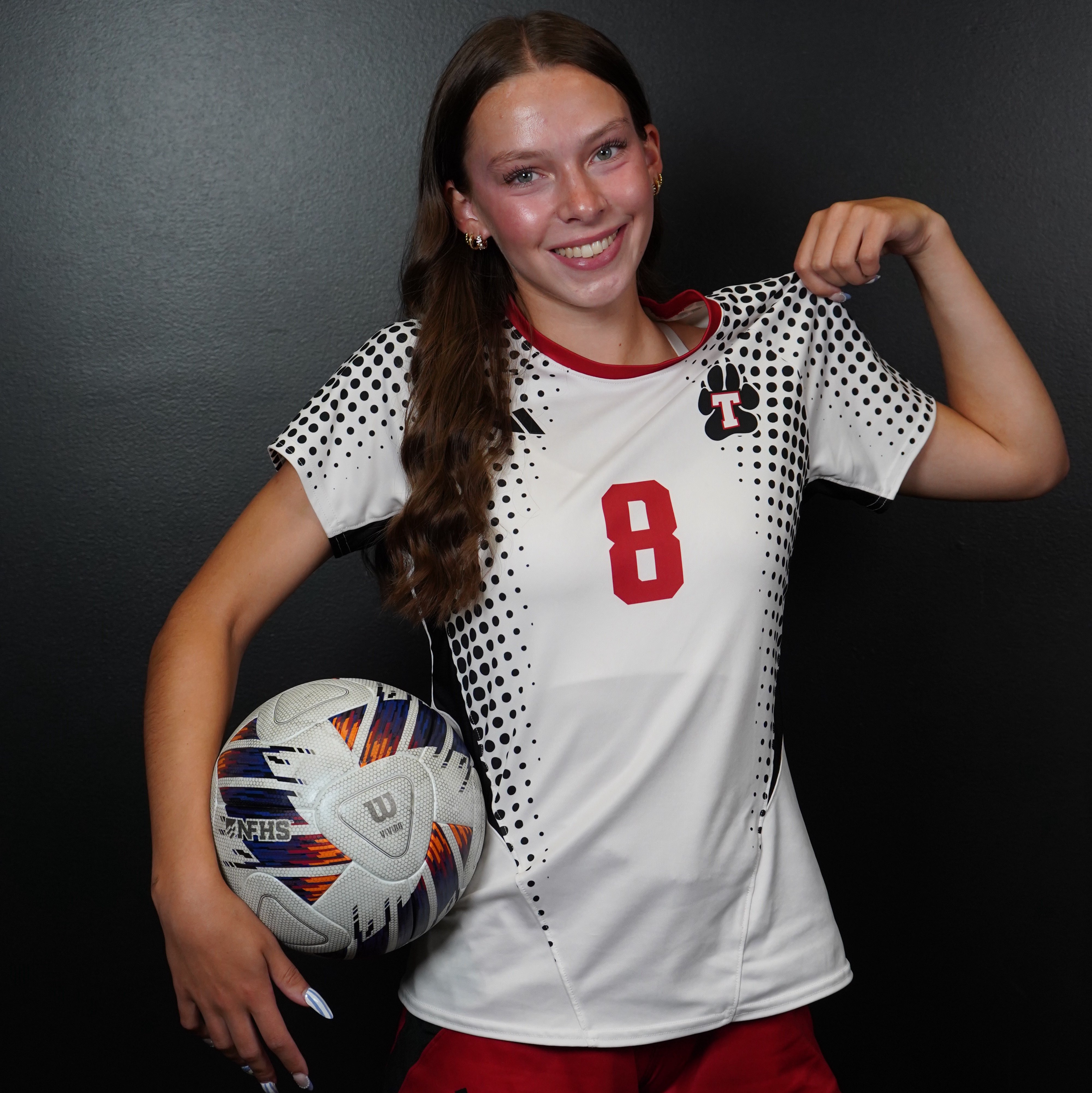 Ava Lyndes athlete profile head shot
