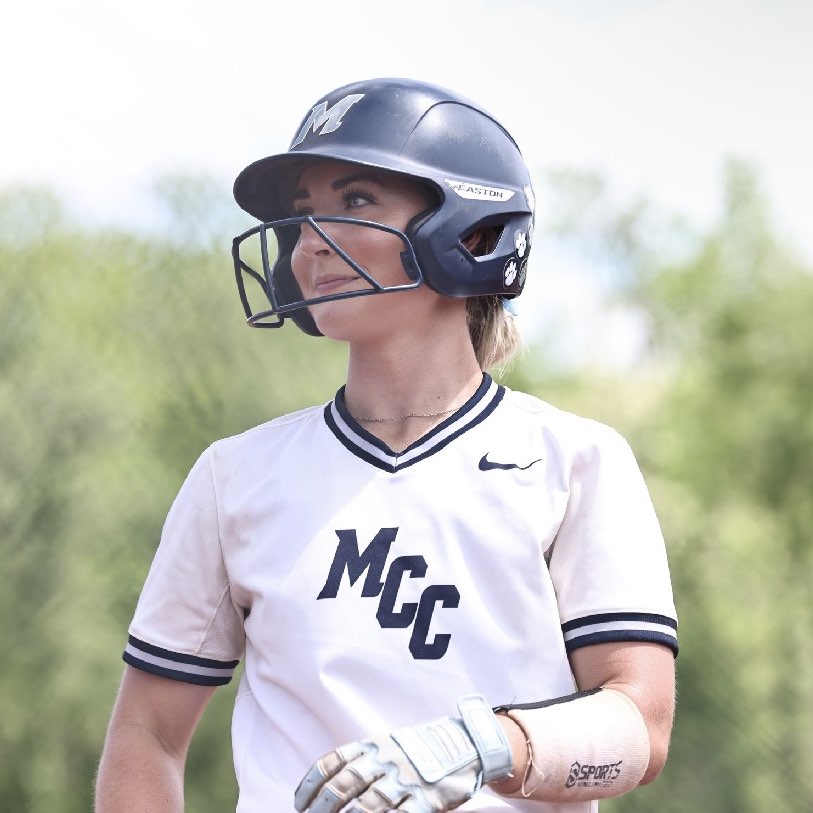 Kaydence Enos athlete profile head shot