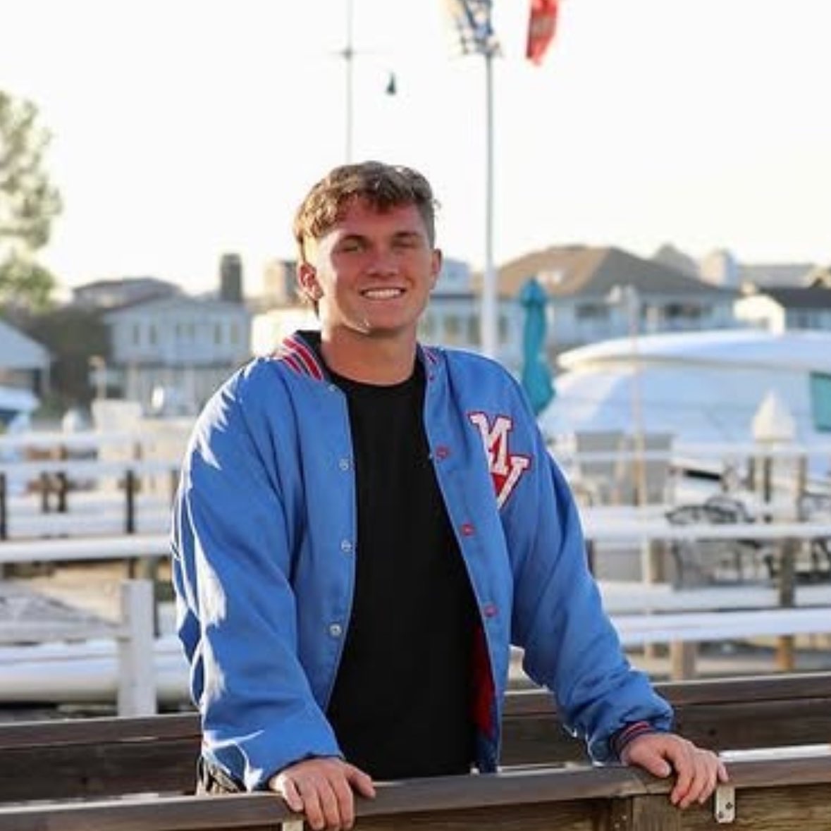 Willy Roberts athlete profile head shot