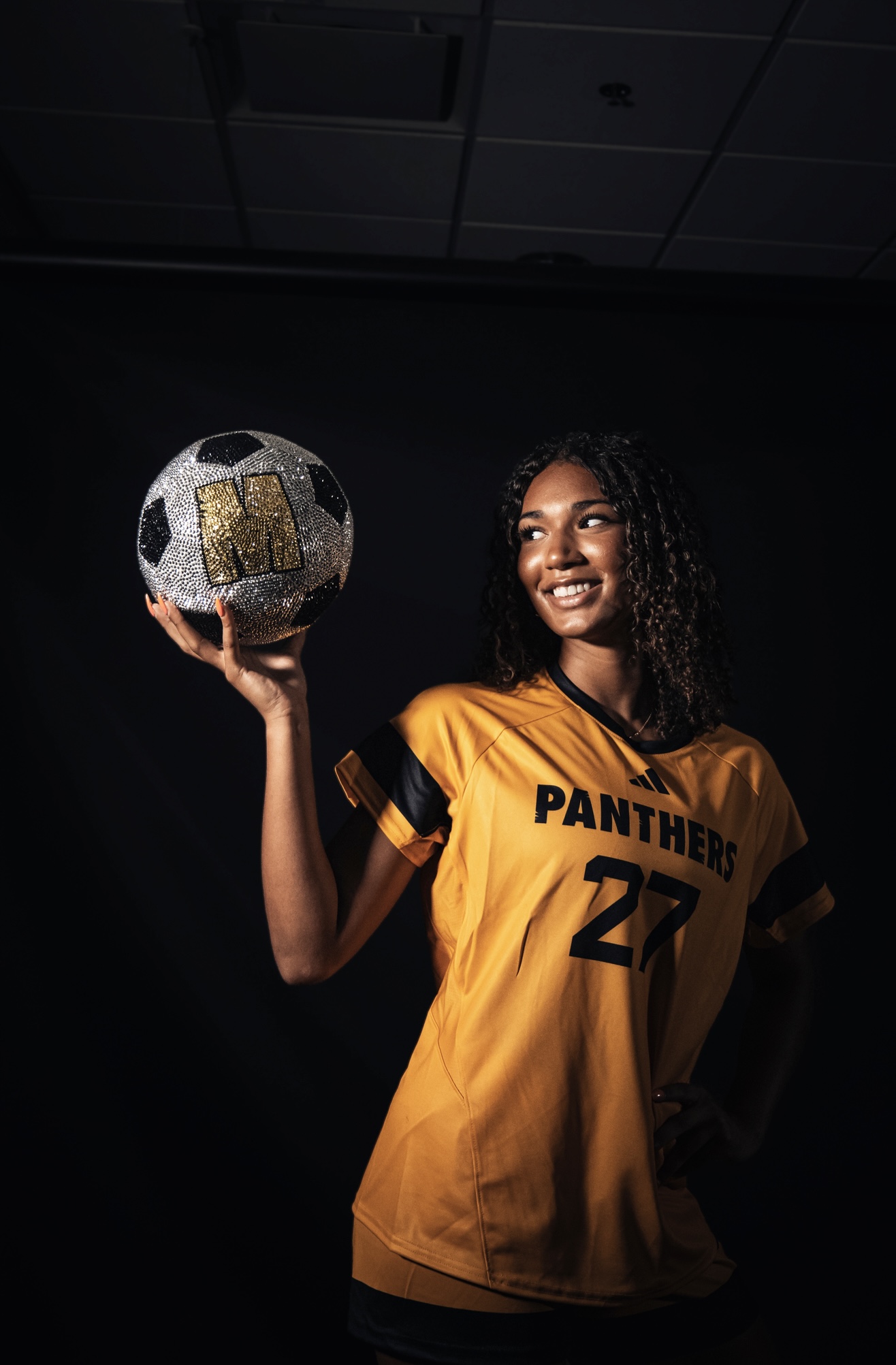 Josslynn Farrare athlete profile head shot